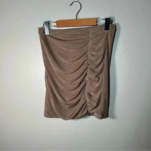 NWOT Naked Wardrobe ruched detail mini  skirt in tan L - Picture 3 of 6